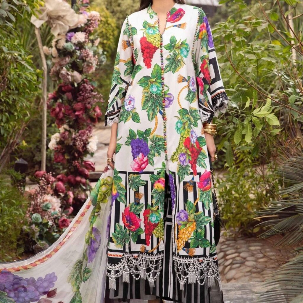 Embroidered Neck 17