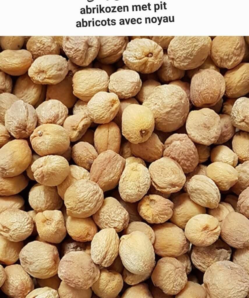 abrikozen met pet abricots avec noyau