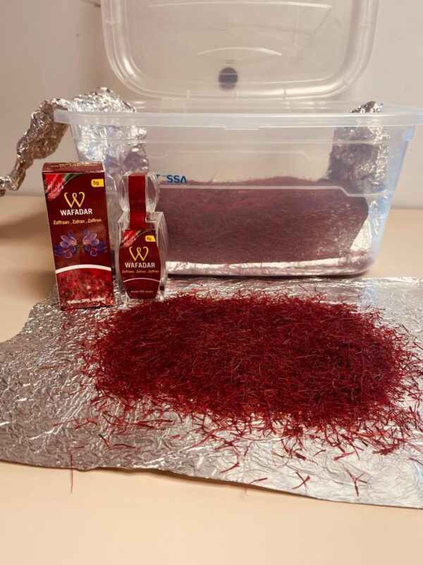 Pure Organic Saffron all Red Certified Saffron Thread Natural Strong Aroma, Smell, Color - Image 4